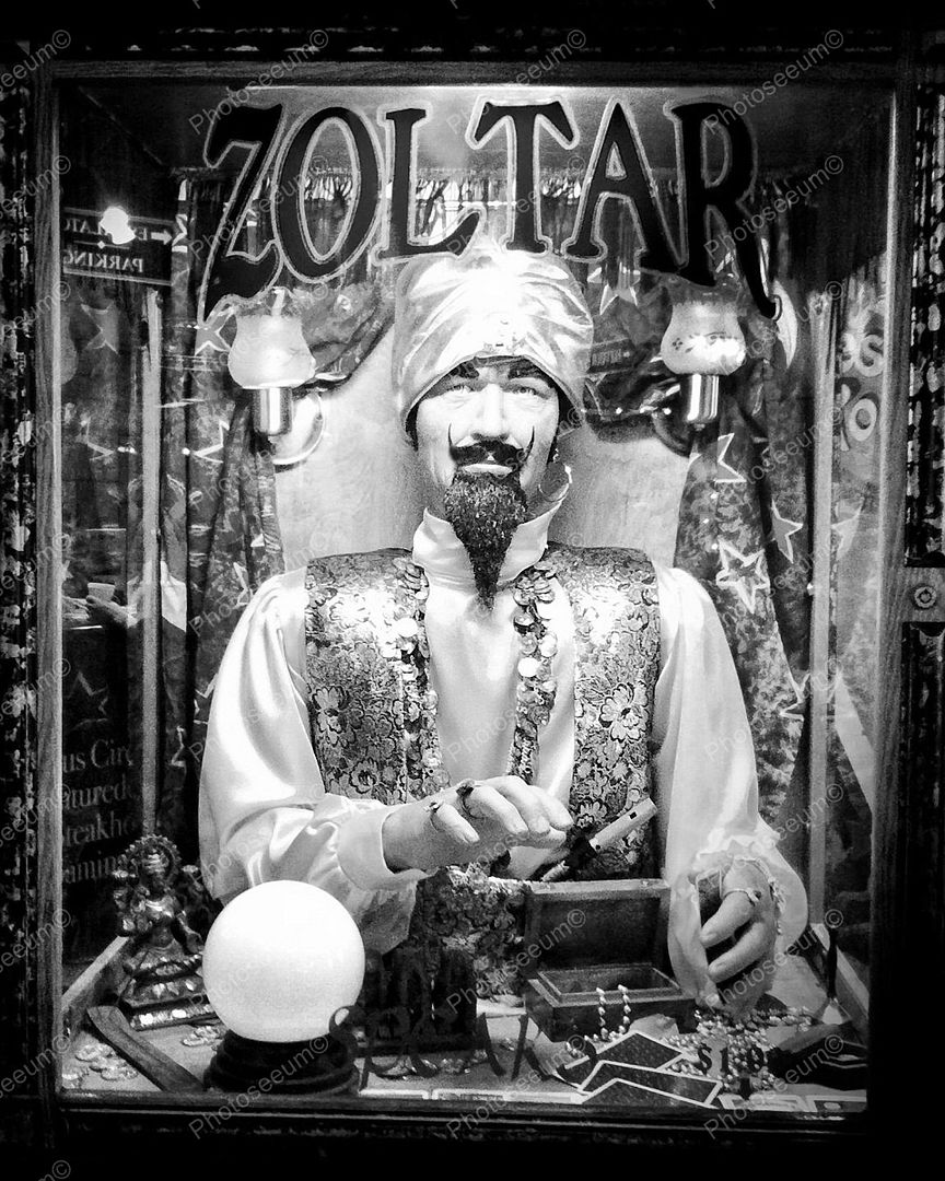 Zoltar Fortune Teller Coin Op Machine Vintage 8x10 Reprint Of Old Phot